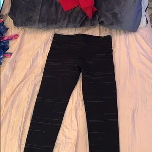 Fabletics cropped leggings